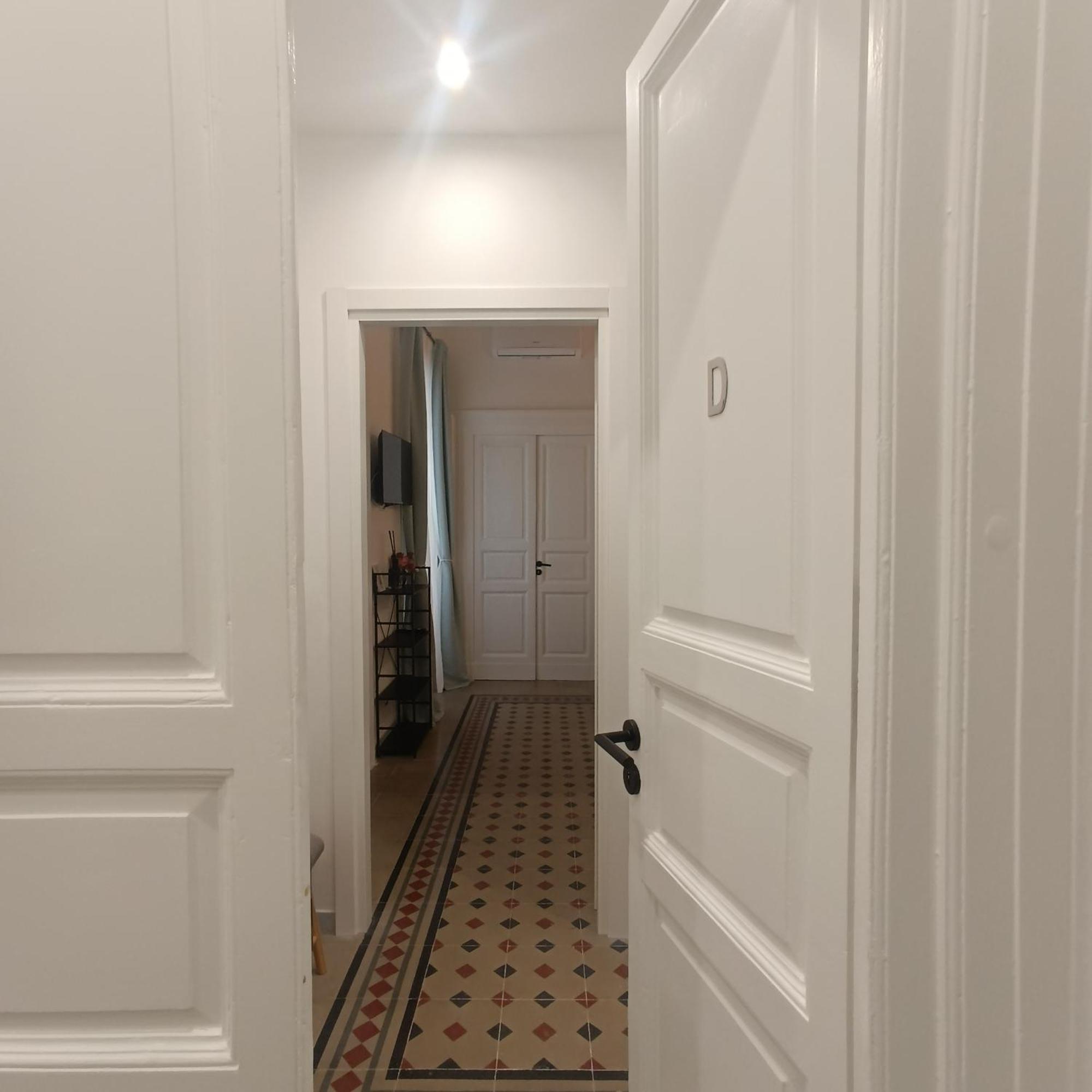 Dimora Tarantina Hotel Taranto Bagian luar foto